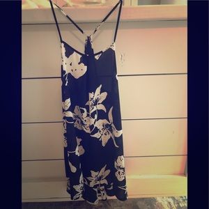 Banana Republic Tank. Like new.✳️BOGO